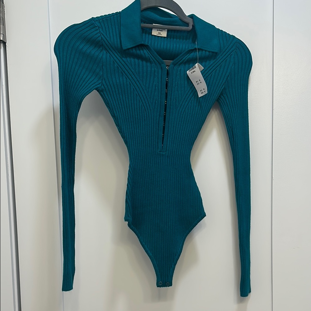 NEW WITH TAGS! Teal Ribbed Long Sleeve Bodysuit
